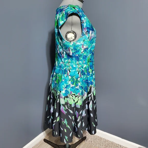 Dress Barn Fit and Flare Green and Blue Floral Print Stretch Women's Size 16 - Picture 4 of 6